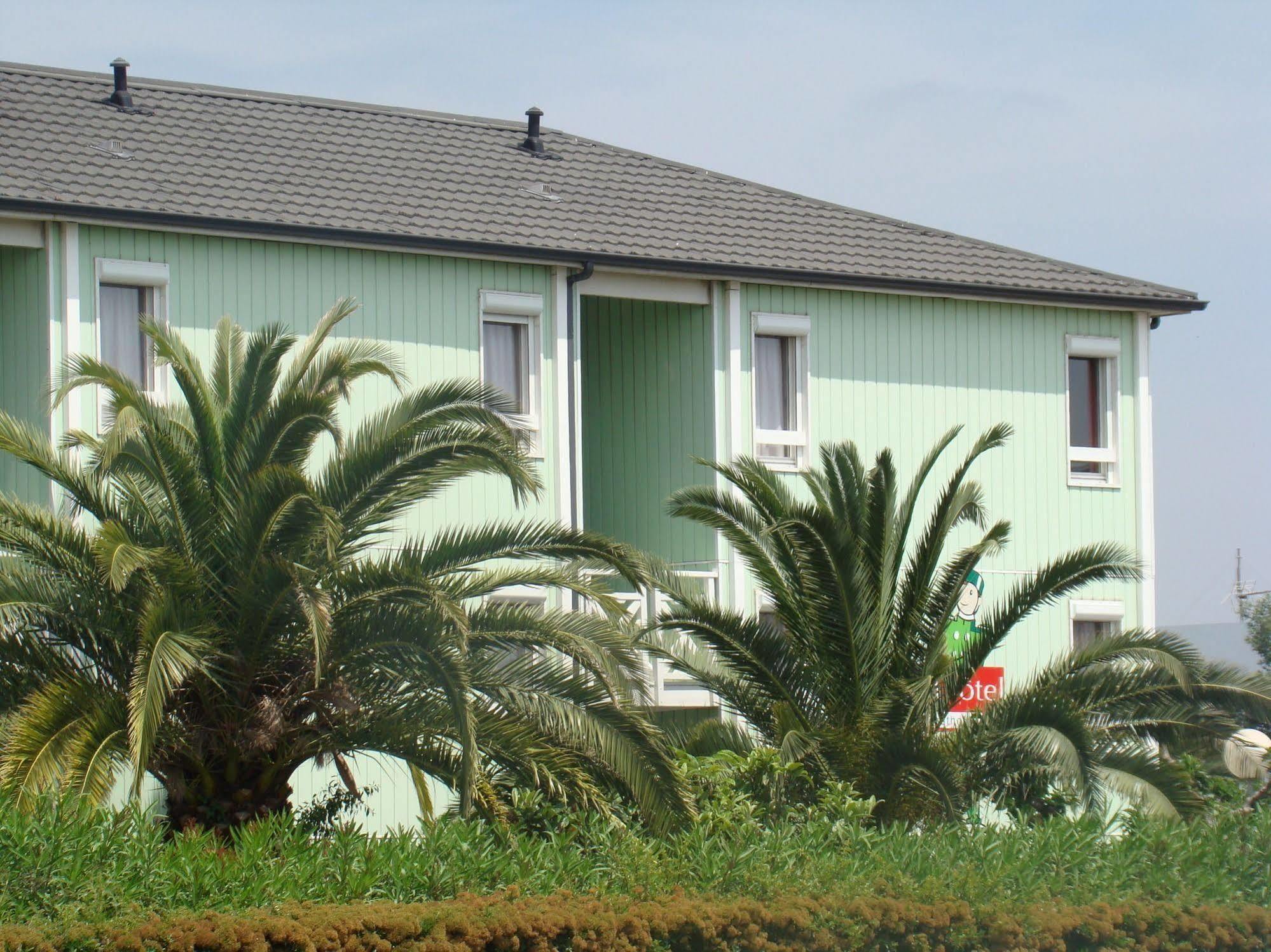 Fasthotel Perpinhã Exterior foto